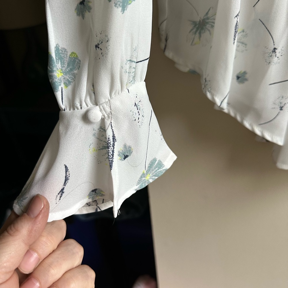 KAARI Blue Blouse - Picture 9 of 10